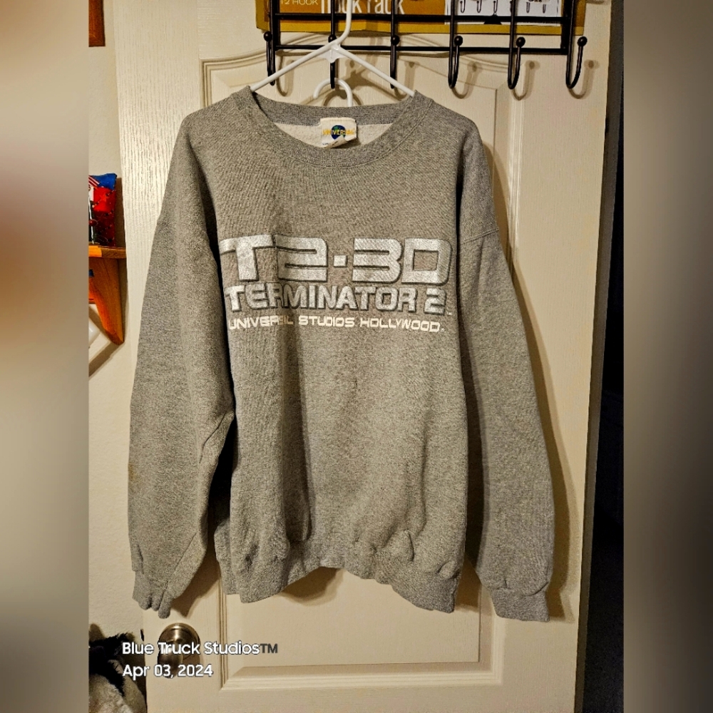 Universal Studios Terminator 2 3D Ride Hollywood Gray Sweatshirt XL
